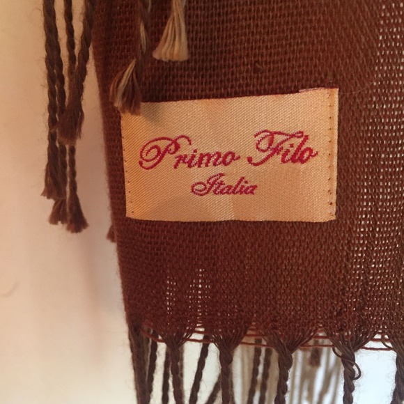 Lightweight Wool Scarf/Wrap Made in Italy - Picture 2 of 2